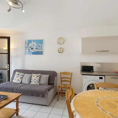 Nouveau Les Orphies Bord De Apartamento *
