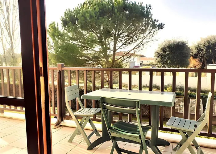 Nouveau Les Orphies Bord De Mer *